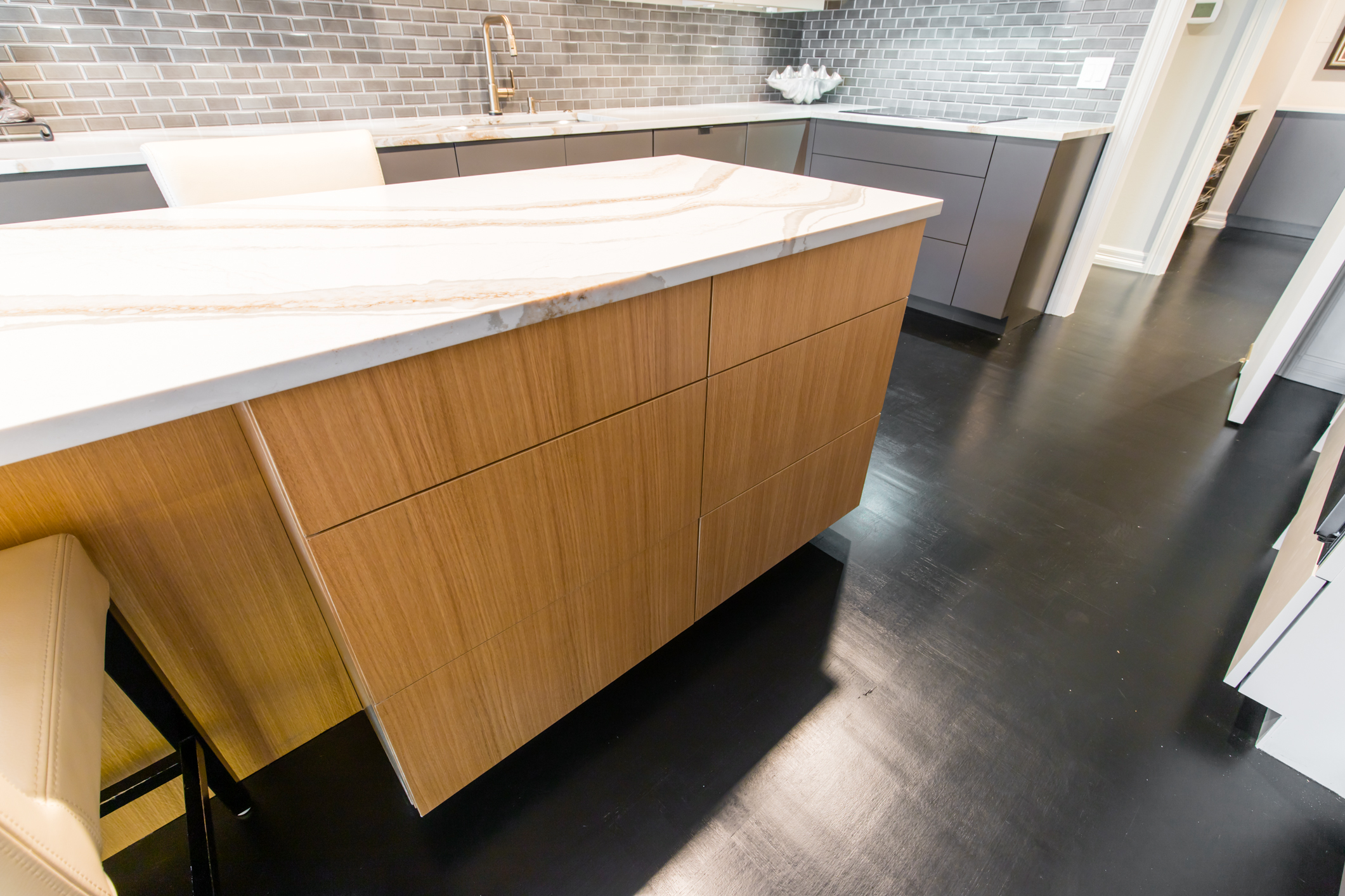 Modern Gray Kitchen Cabinets by StyleCraft Cabinets Dallas Modern Gray Kitchen Cabinets by StyleCraft Cabinets Dallas