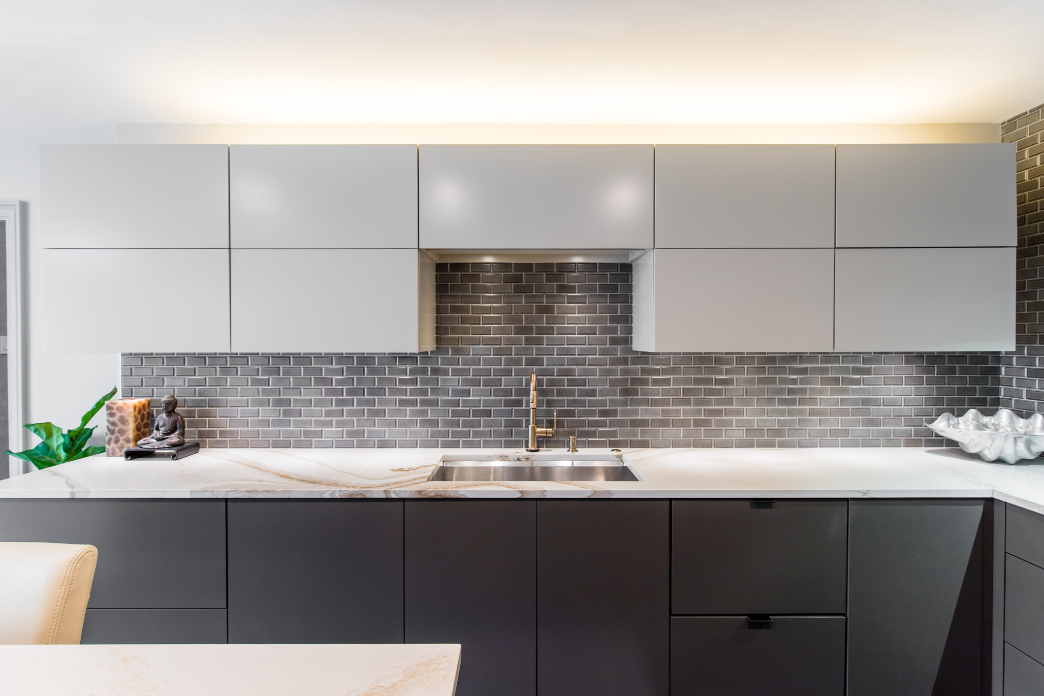 Traditional Kitchen with White Cabinets and Marble Countertops by StyleCraft Cabinets Dallas Traditional Kitchen with White Cabinets and Marble Countertops by StyleCraft Cabinets Dallas